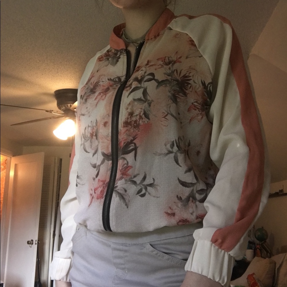 Bomber jacket - Picture 2 of 3